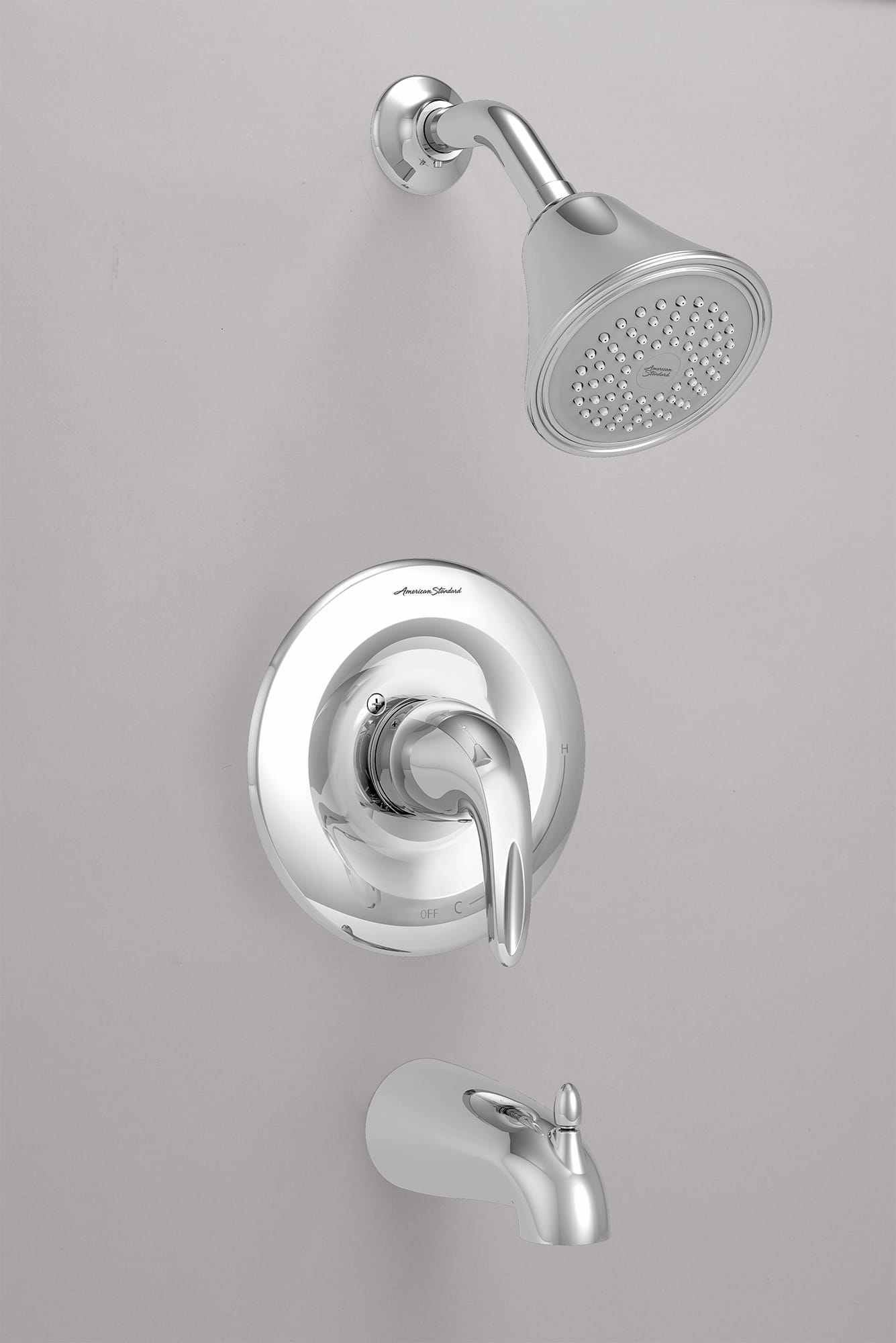 Reliant 3® 2.5 gpm/9.5 L/min baignoire and Garniture de douche avec Pomme de douche,   cartouche à double équilibre de pression en céramique avec poignée à levier